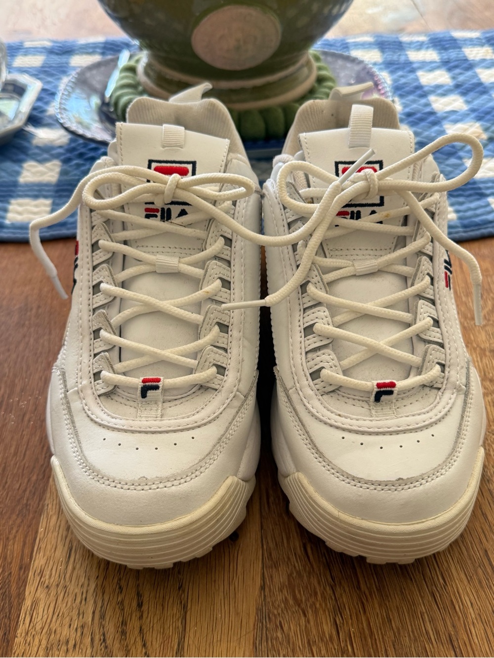 Women’s Fila Disrupter II Tennis Shoes Size 8